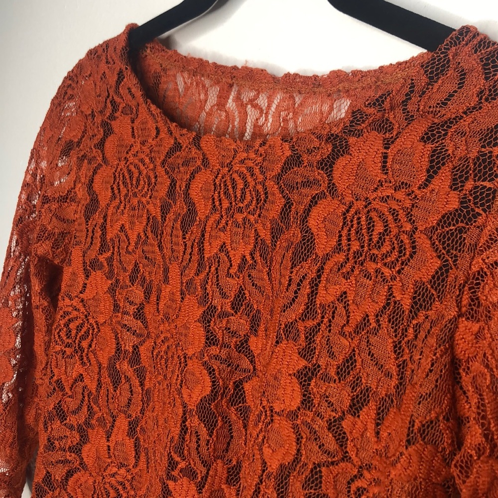 Rusty Orange Lace Crop Top With Bell Sleeves - Picture 3 of 6